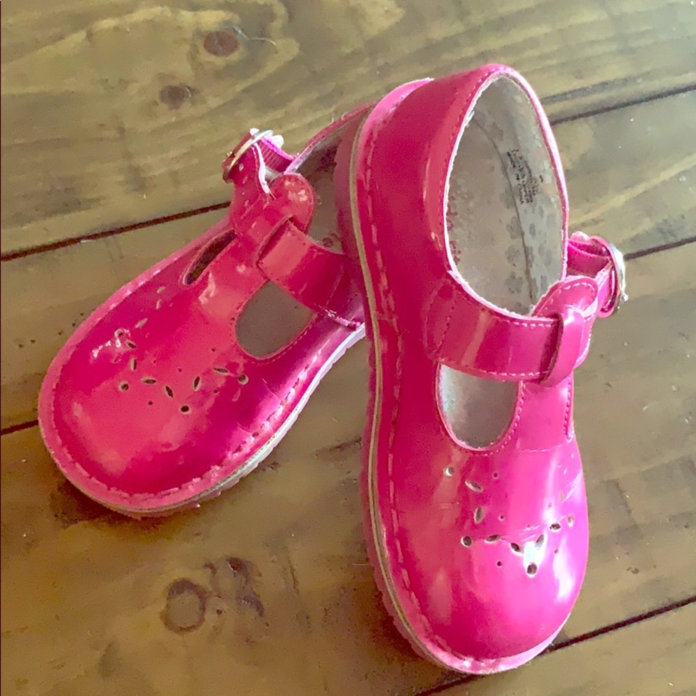 Stride rite Mary Jane pink shoes